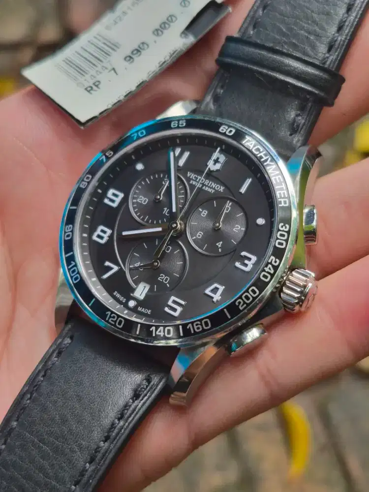 Jam Mewah Victorinox Swiss Army 241651 Original Swiss Made