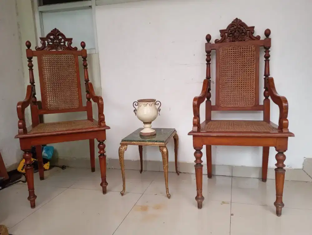 Kursi Kanjeungan Jati Lawas Antik