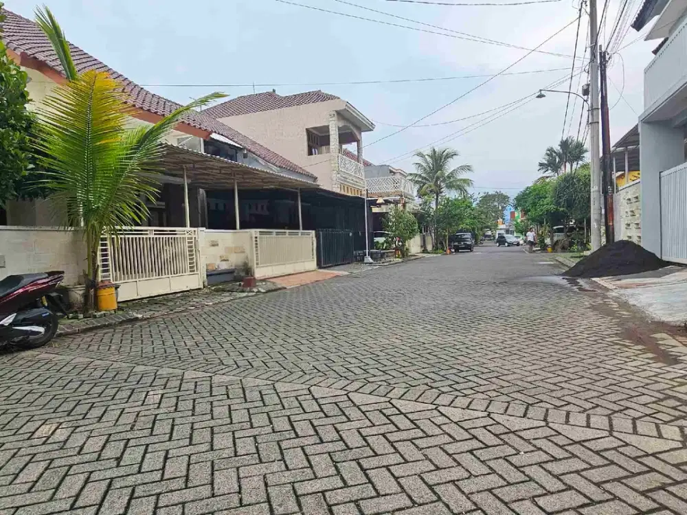 rumah mewah murah di blimbing jalan 9 m hanya 200 m dari jalan raya la sucipto dekat sulfat sawojajar araya dekat jalan tol dan bandara dekat indomaret dan masjid