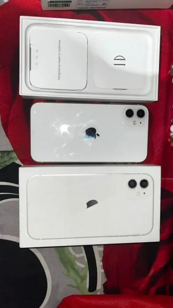 IPHONE 11 64GB (White) Tangan Pertama Pemakaian Perempuan