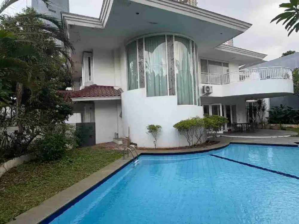 jual cepat rumah lokasi premium mega Kuningan dekat kompak senayan jaksel