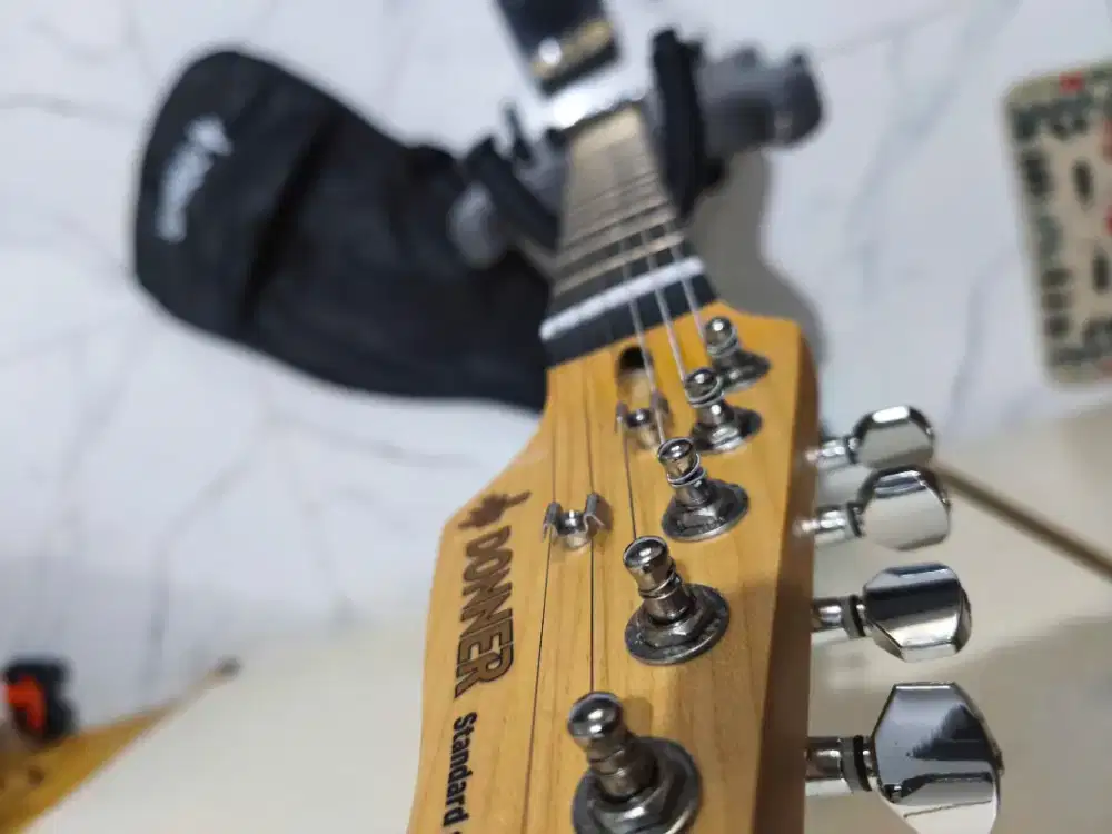 DONNER DST 80 GOOD CONDITION