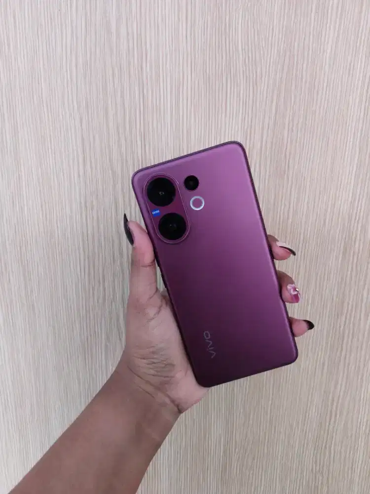 VIVO V60 5G || 10x Telephoto Zoom, 50Mp Zeiis