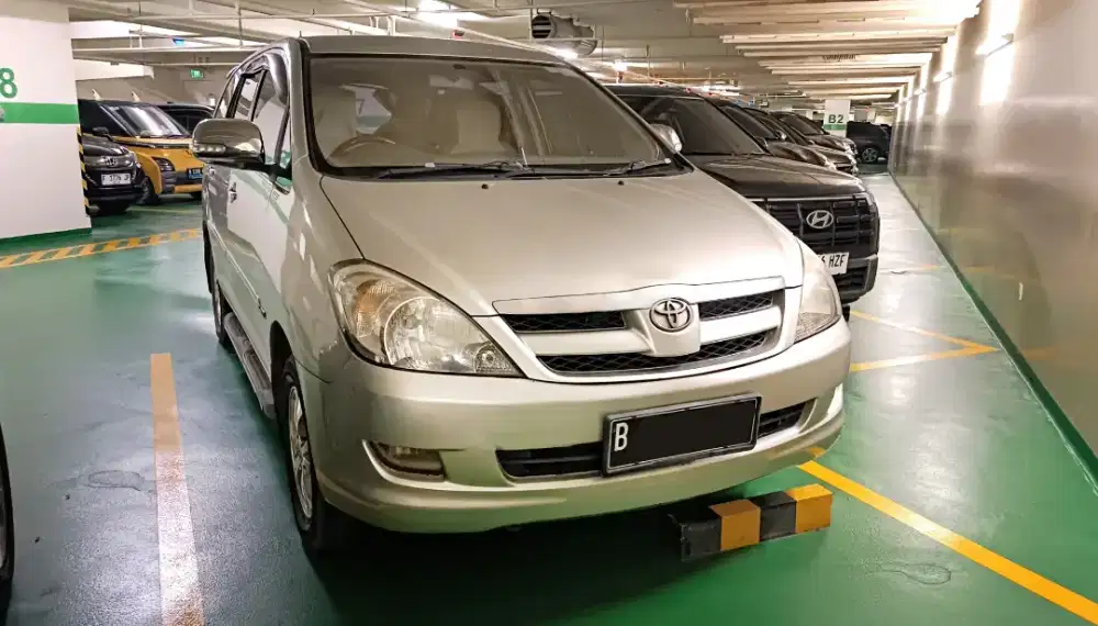 Toyota Grand Innova 2.0 G 2013 Manual Low KM Sangat Terawat