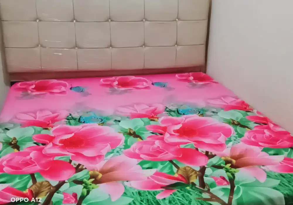 Satu set tempat tidur