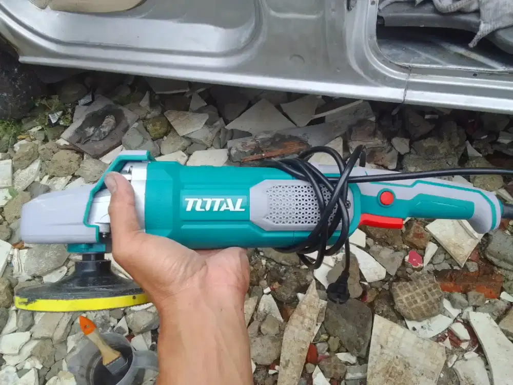 Mesin poles baru sekali pakai