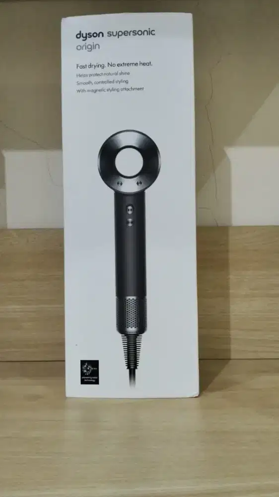 Dijual Baru Hair Dryer Dyson Under Retail