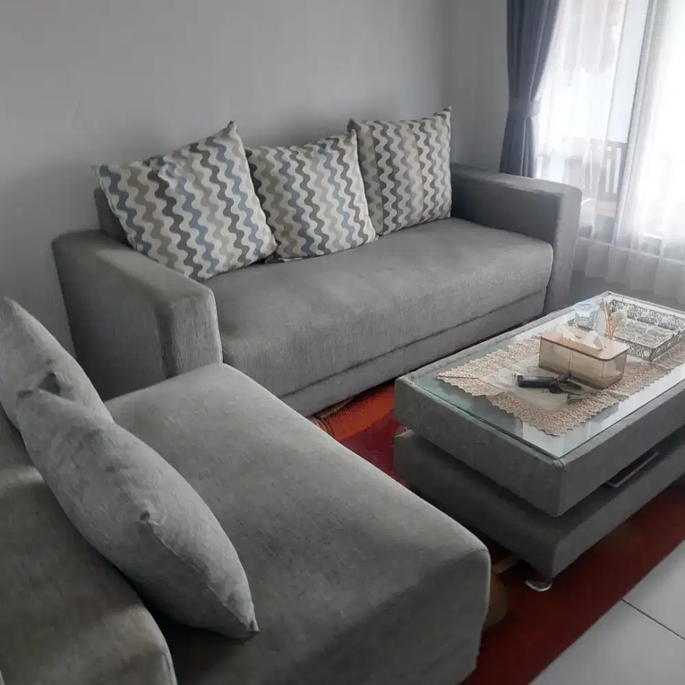Sofa ruang tamu