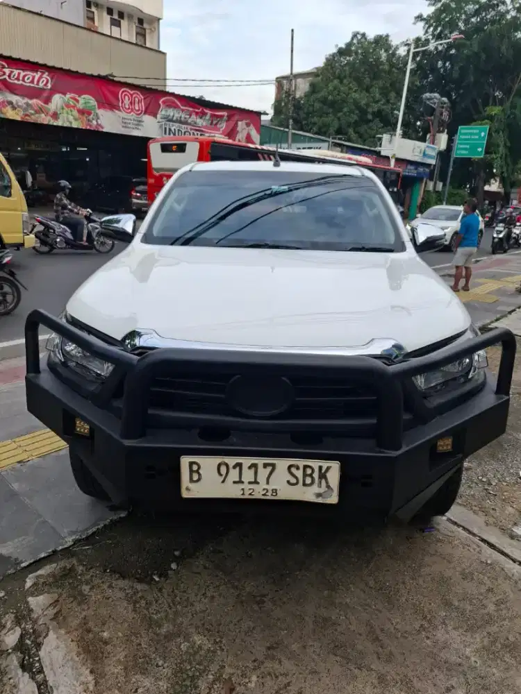 Toyota hillux G mt 4x4 2023