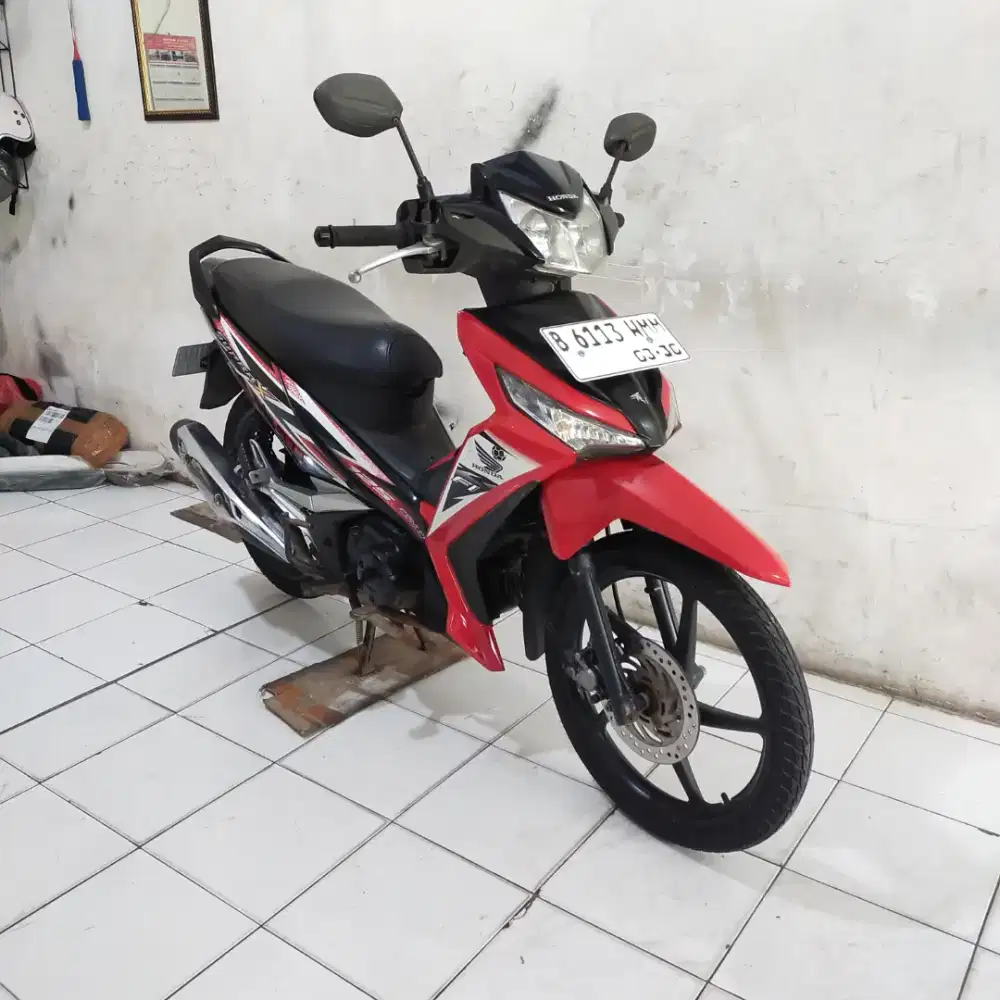 Honda Supra X 2014 Bagus lengkap Mesin Cakep