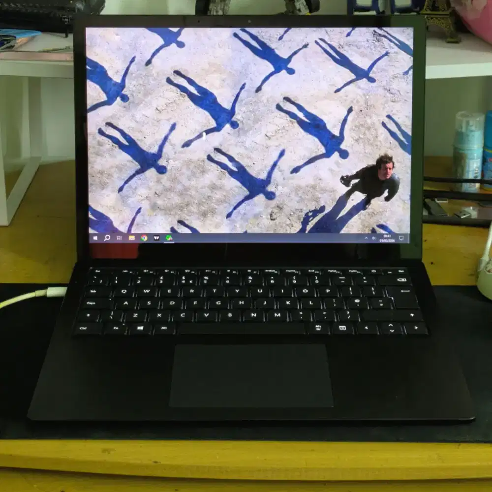 Microsoft surface 2021 laptop