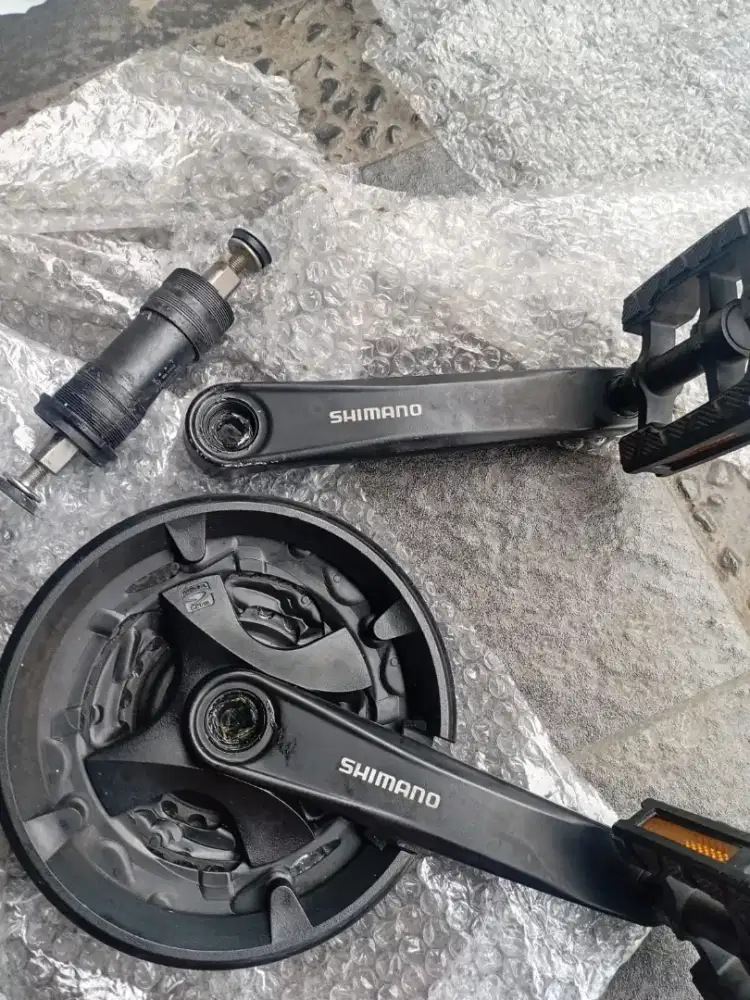 crank Shimano Non series triple bb kotak