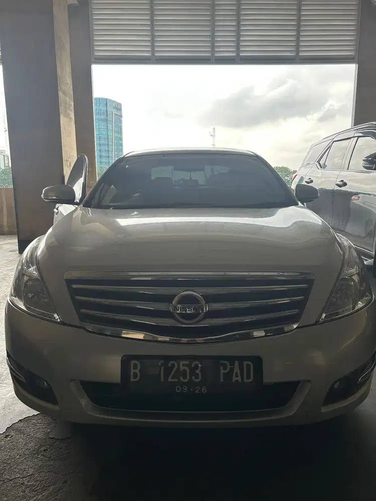 Nissan Teana 2011 Bensin