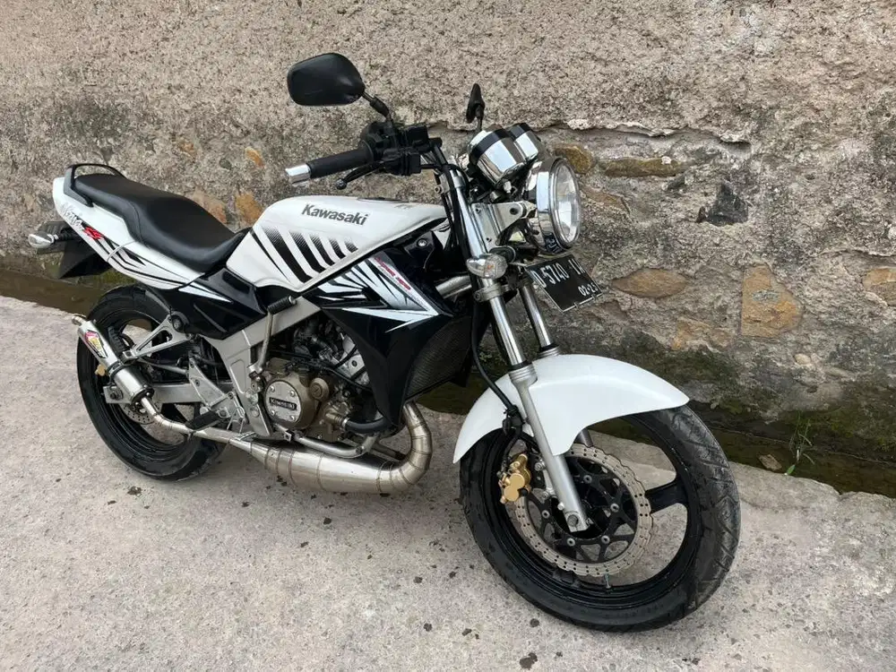 Ninja R ALBINO PUTIH 2012