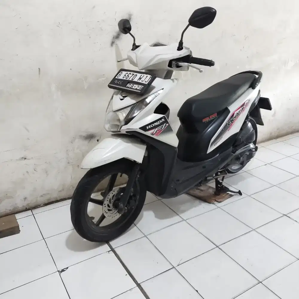 Honda Beat Fi 2013 Bagus Lengkap Mesin Cakep