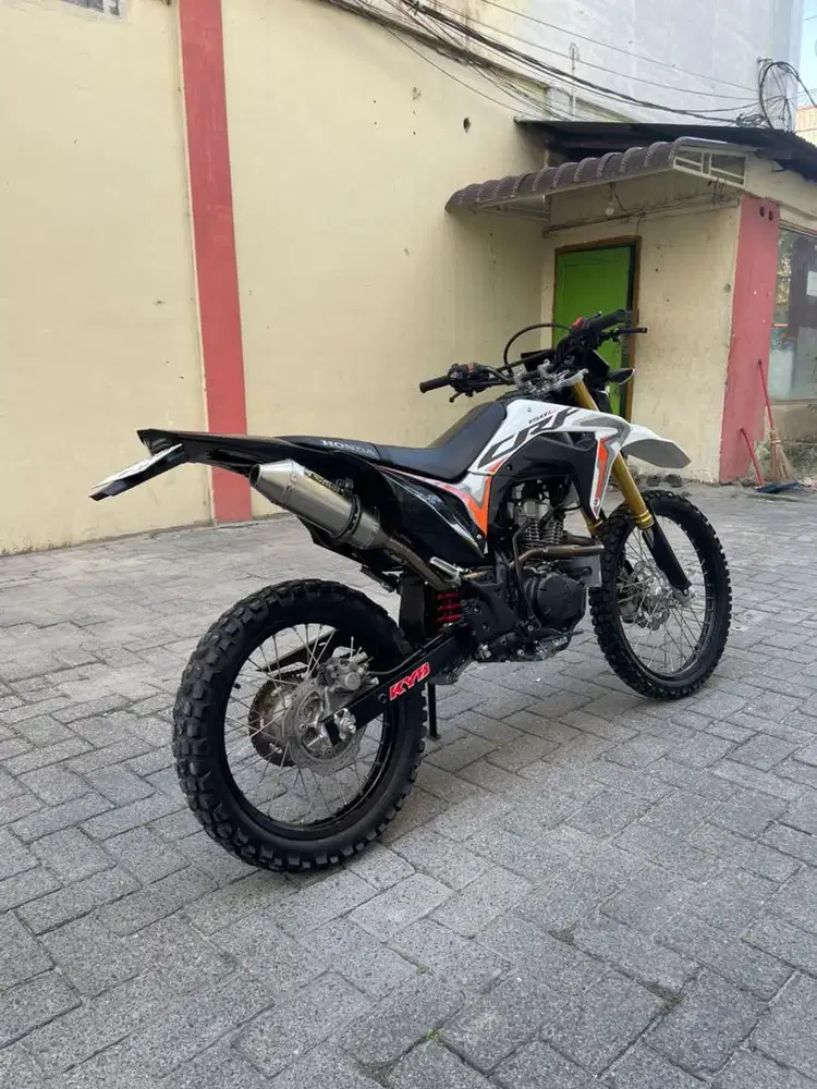 CRF 150 L 2025 / Plat Medan