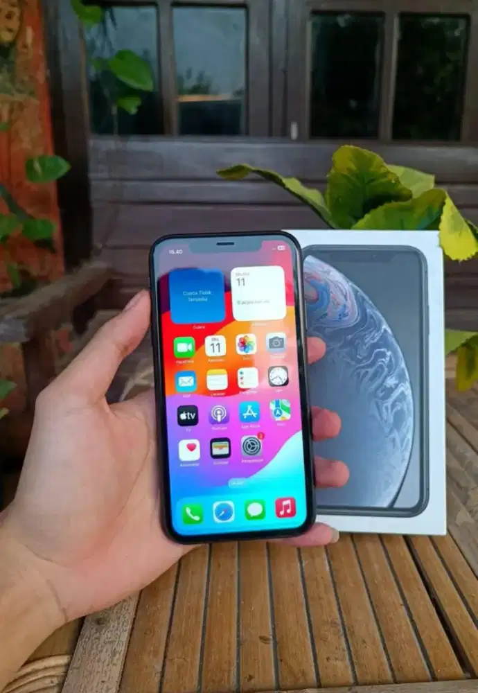 iPhone XR 128GB Black Mulus Lengkap