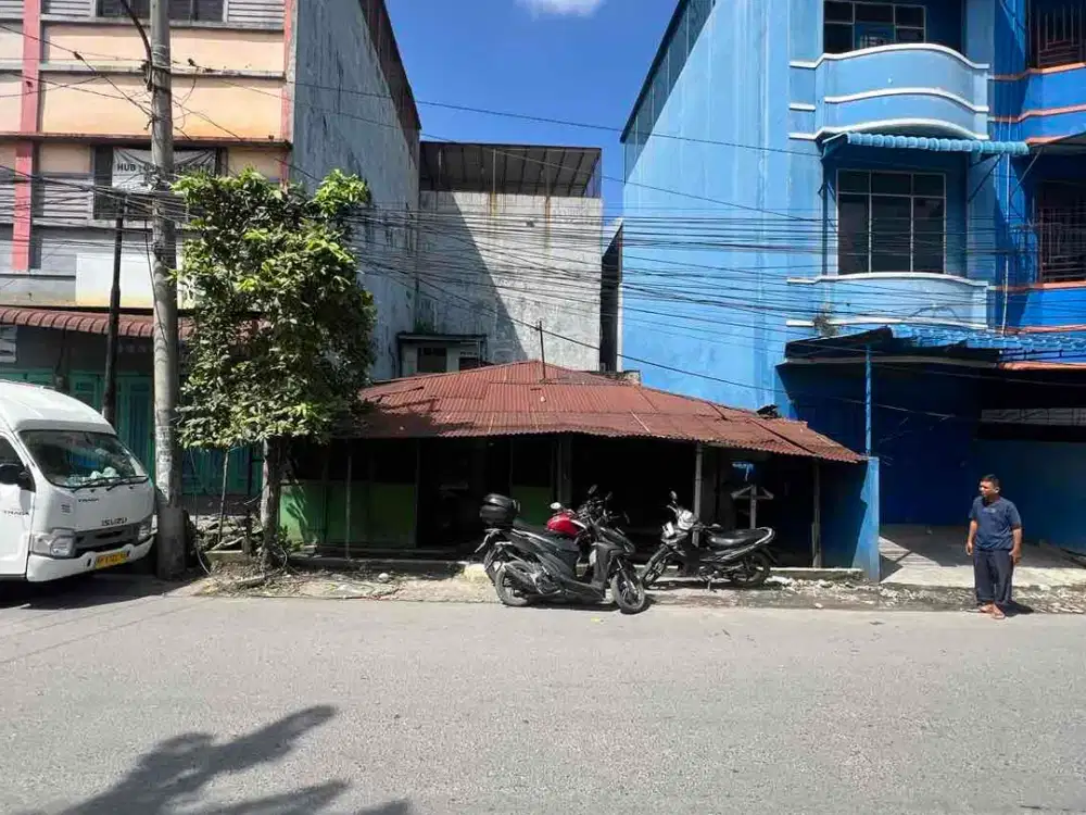 Dijual BU Rumah di jalan besar Mandala By pass cocok untuk gudang atau cafe