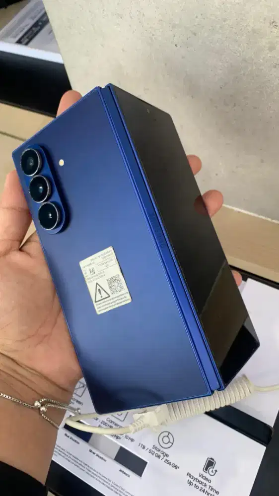 Galaxy Z Fold7 , BISA KREDIT BACA SYARAT DAN KETENTUAN DI DESKRIPSI