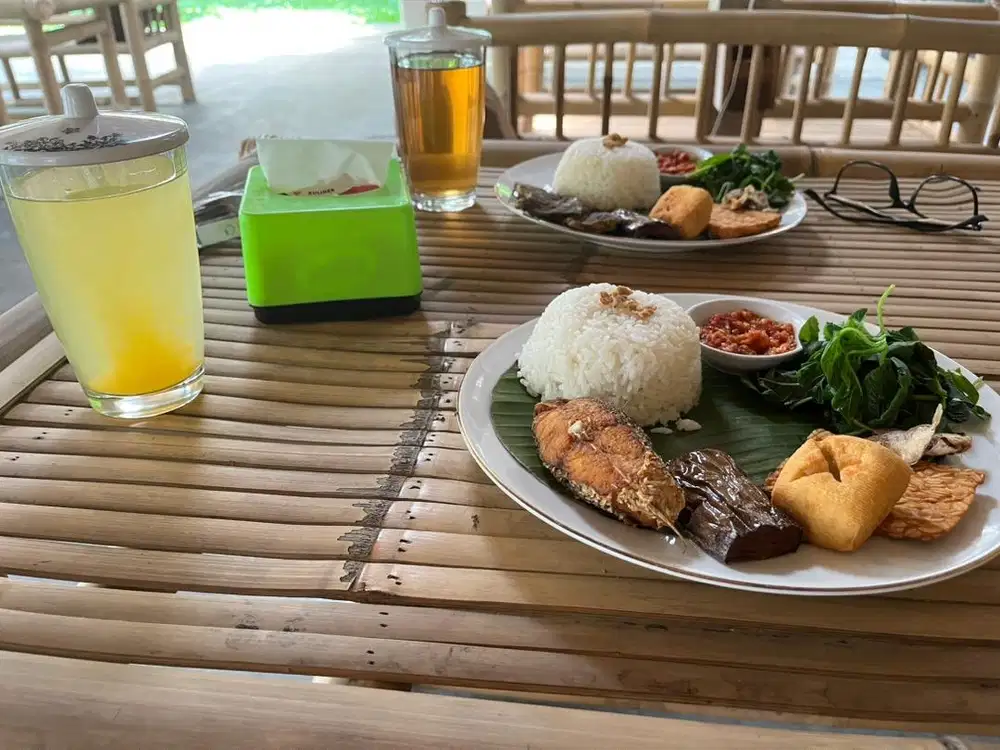 Dibutuhkan  marketing untuk restoran and cafe