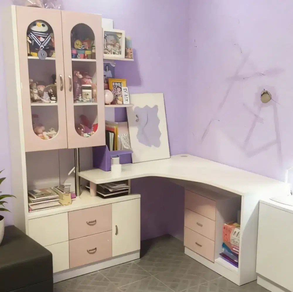 DIJUAL MEJA BELAJAR KONDISI BAGUS