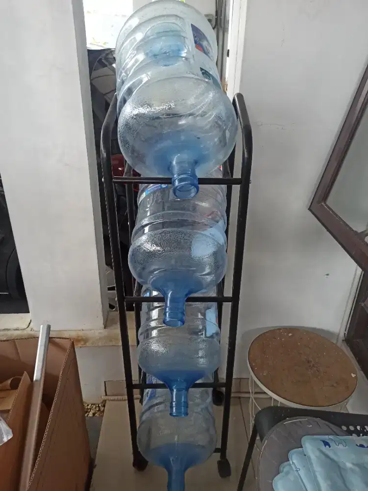 Dispenser Cosmos Tidak Perlu Angkat Gallon + Gallon 4 + Standing Galon