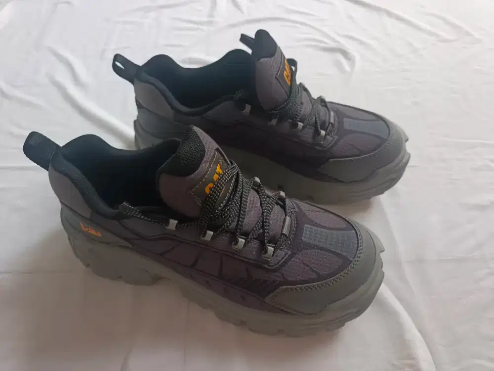 Sepatu Safety Caterpillar Invader Sport Original dijamin