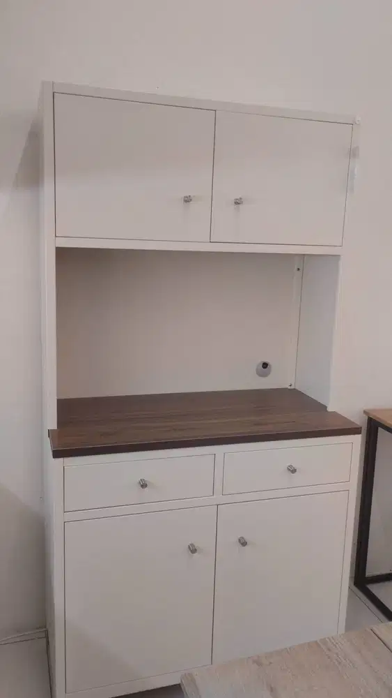 Kitchen set bahan metal kokoh