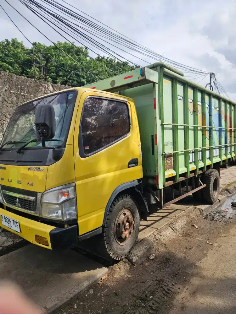 Mitsubishi colt diesel ps 125 HDx dobel 6roda bak besi euro 2 thn 2019