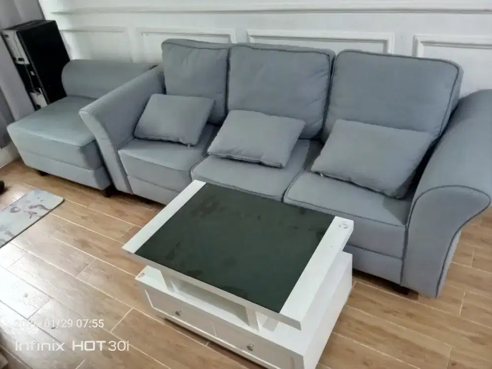 Sofa minimalis modern