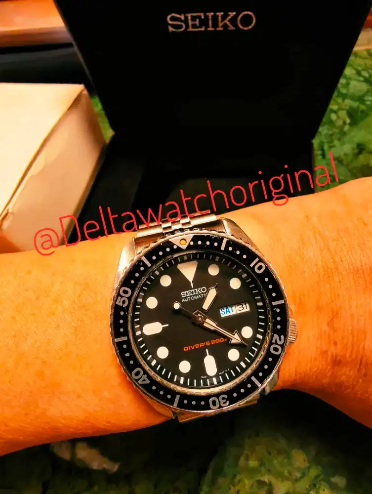 Seiko SKX007 Bond 007 Black Dial Legend Automatic Diver Original