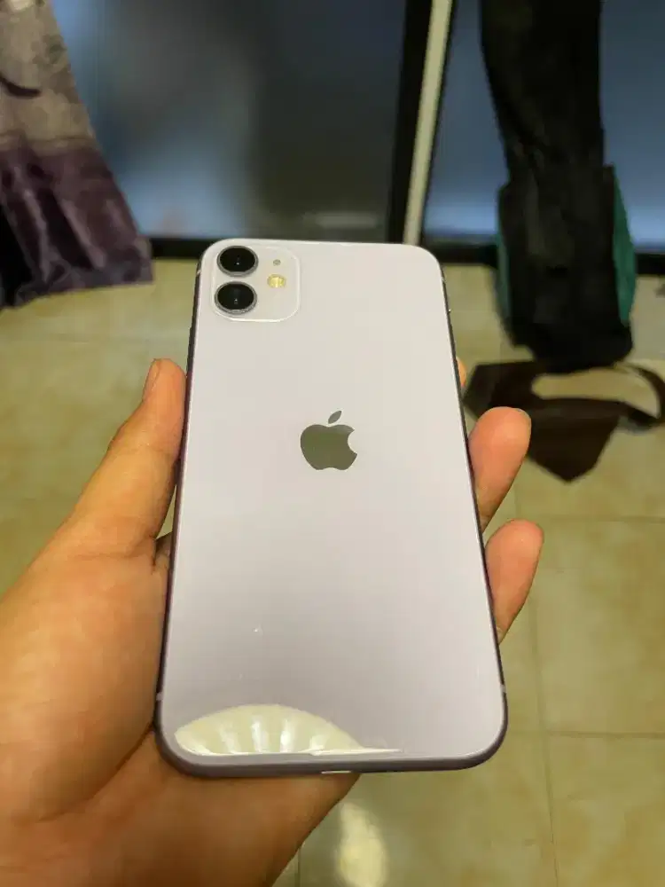 iPhone 11 128 purple
