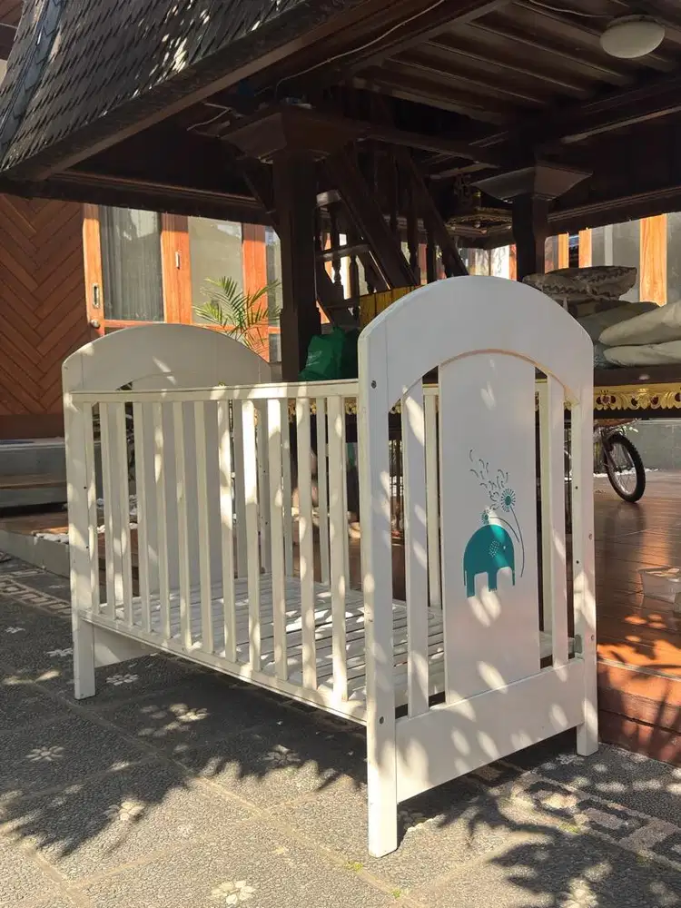 Dijual baby box kayu second