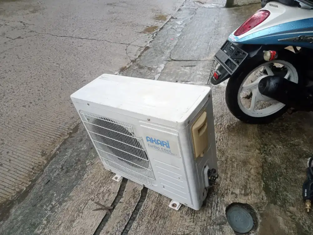 Tukartambah outdoor ac 1/2pk