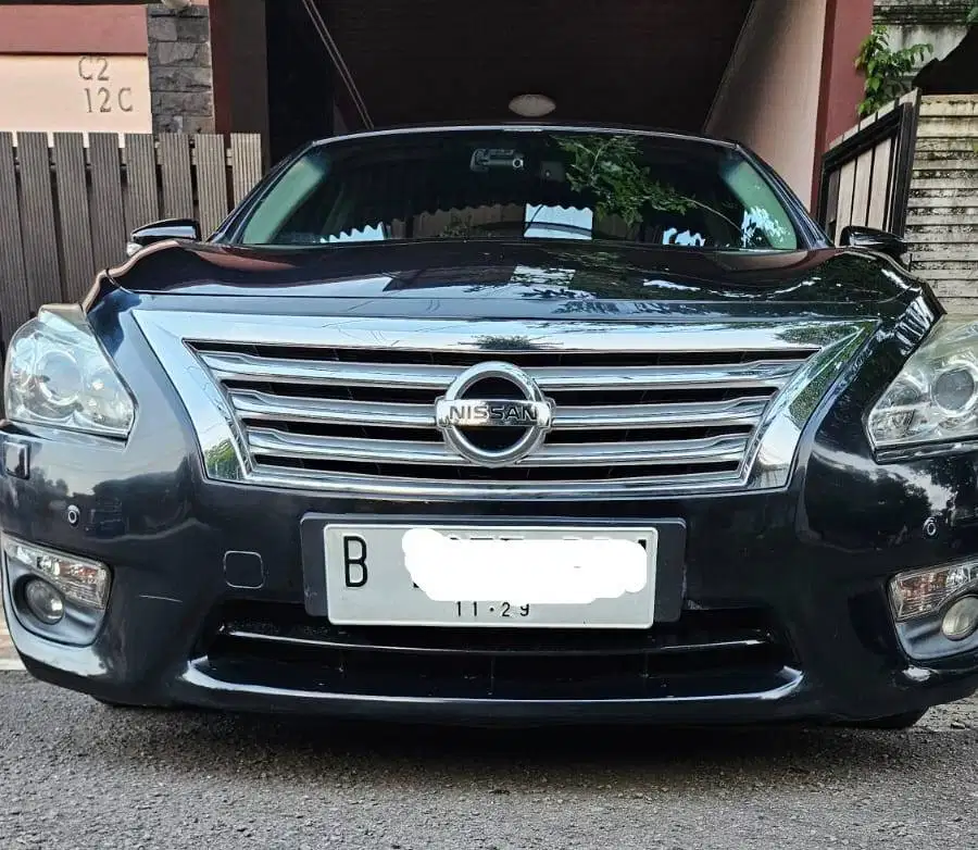 Dijual Nissan Teana 2014 (Model 2015) Sedan nyaman kelas premium