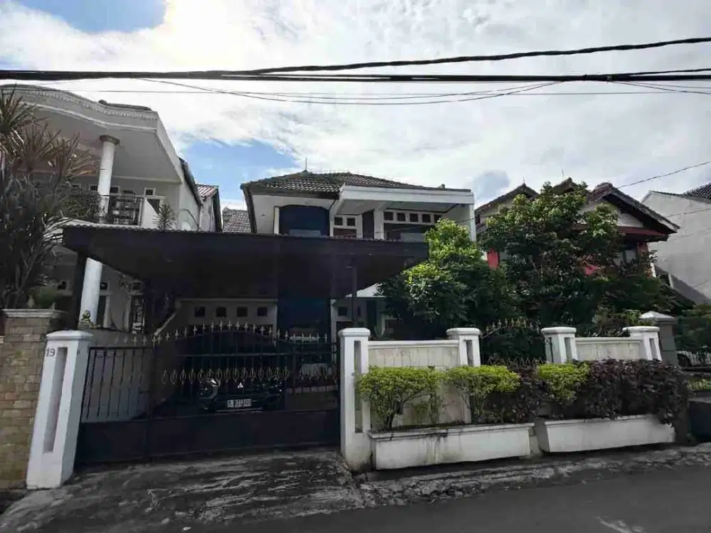 RUMAH DI BUKIT PERMAI CIBUBUR Lokasi Strategis Siap Huni