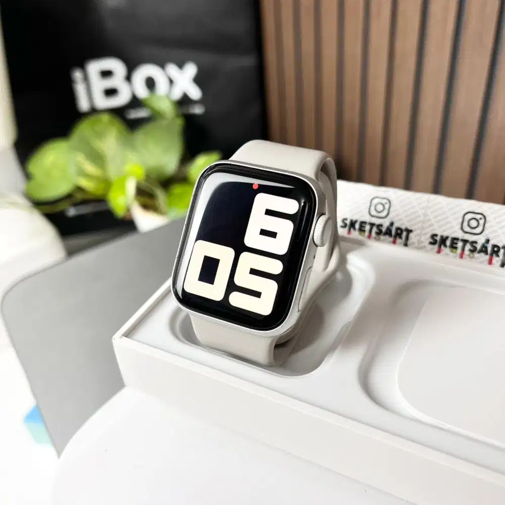 Apple Watch SE Gen 1 40mm Silver iBox iwatch Battery Health 91%