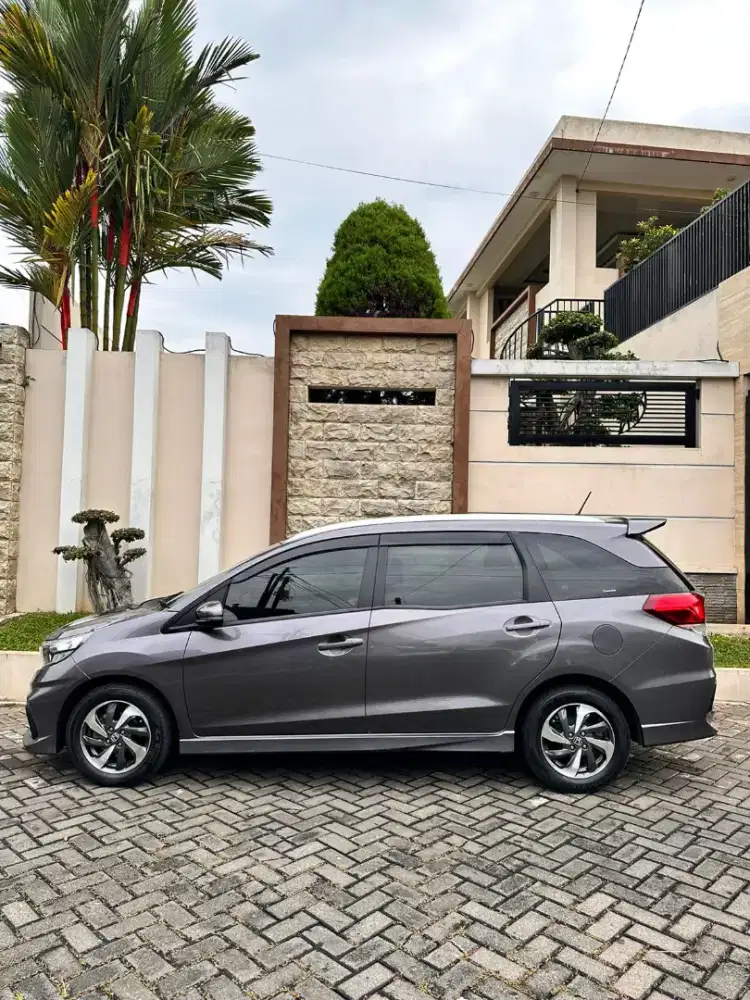 HONDA MOBILIO E 1.5 AT 2021