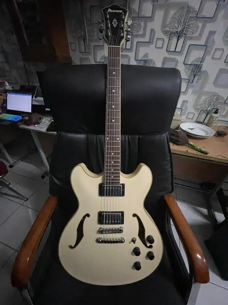 Gitar Listrik Ibanez AS73