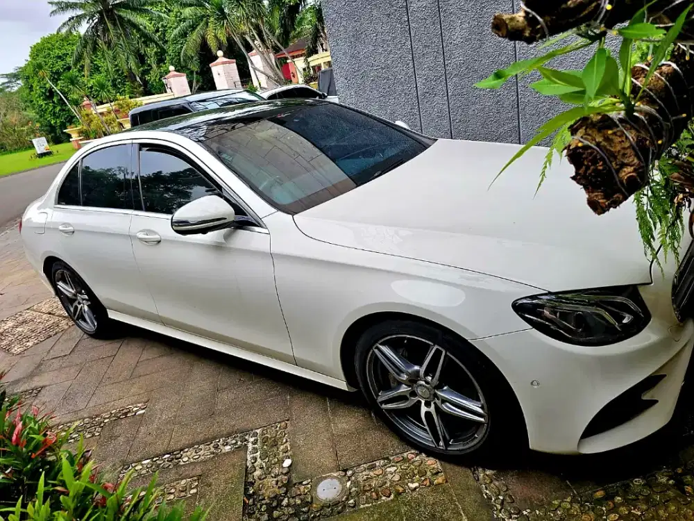 Mercedes-Benz E300 AMG Line 2017