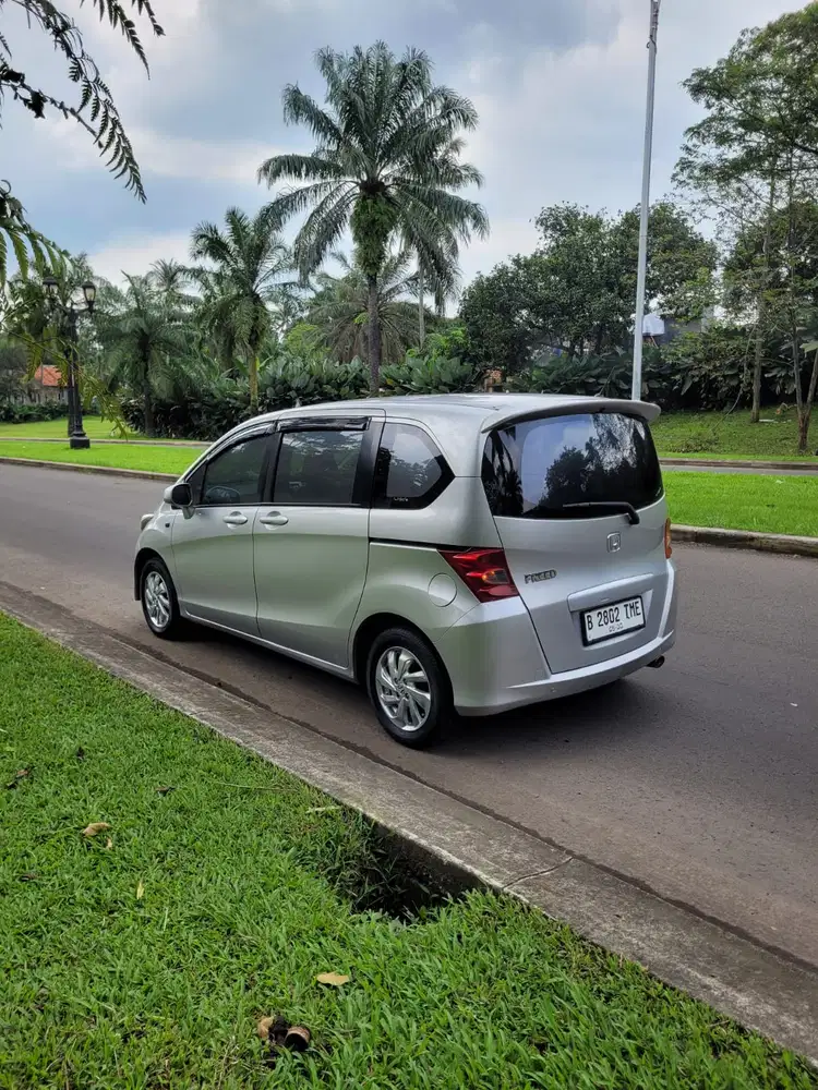 Honda Freed 2011 Bensin