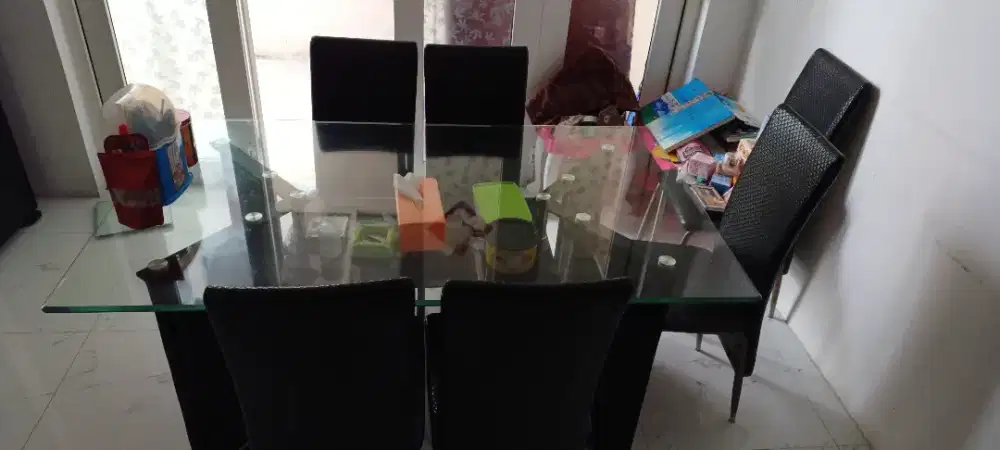 Meja Makan Kualitas Import.