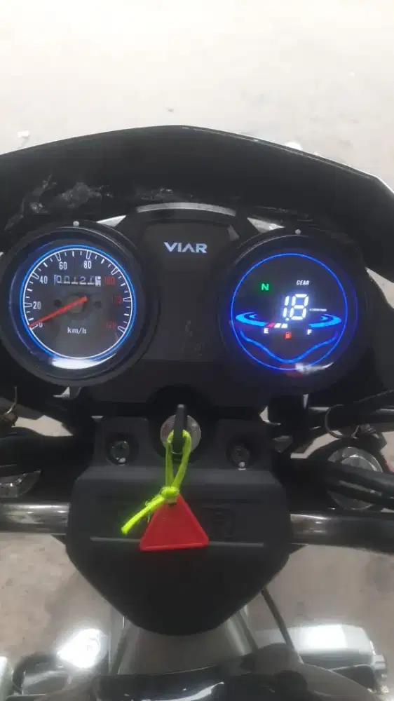 Loker Kurir motor/Viar roda 3