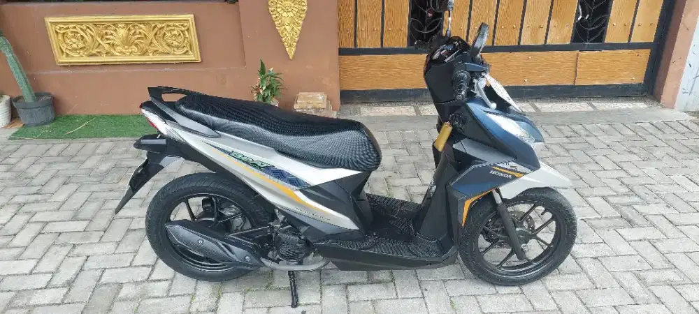 New Beat Deluxe ISS 2023