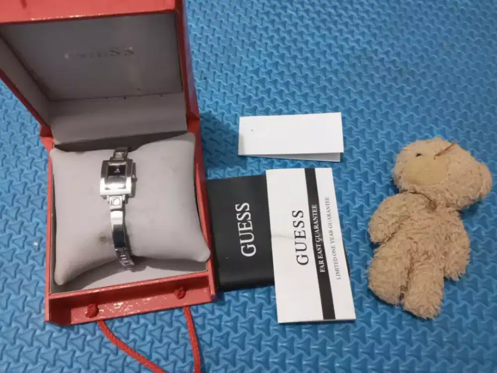 Dijual jam tangan merk GUESS FOR LADIES