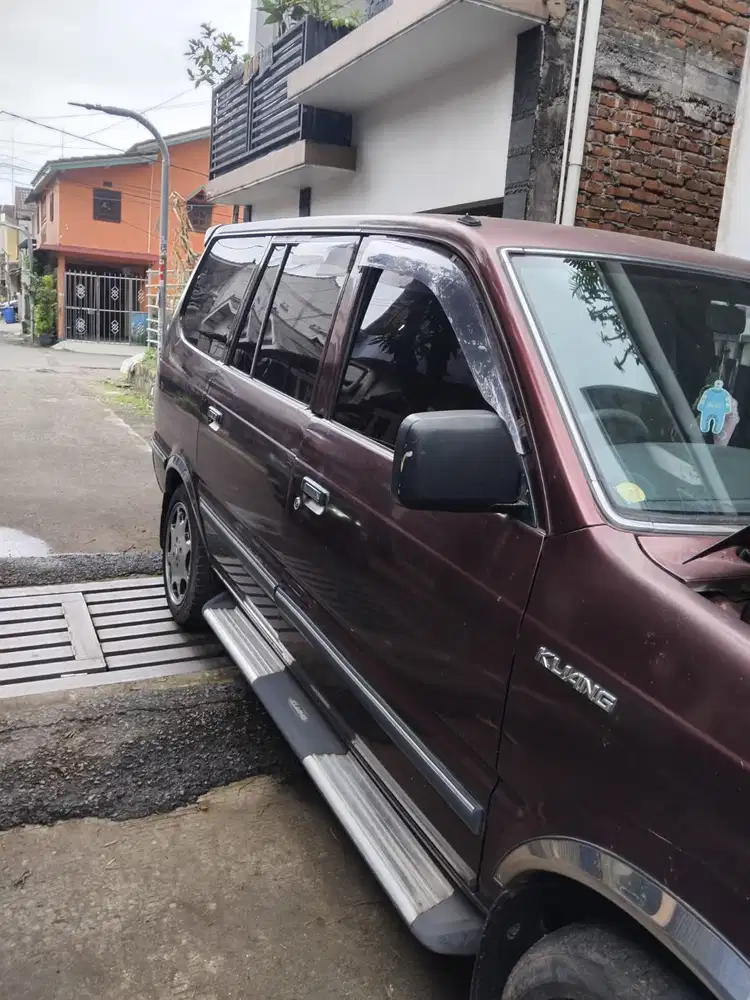 Toyota Kijang 2003 Bensin