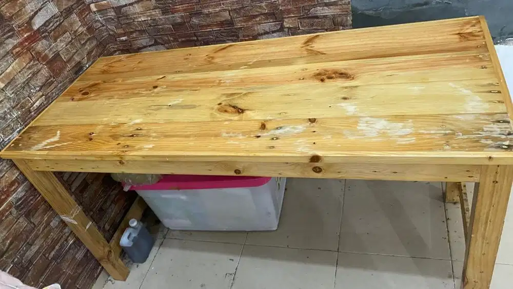 Meja kayu jati belanda