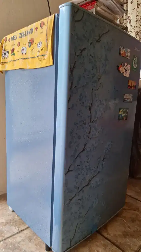 Kulkas Sharp Kirei III Sakura Series 1 Pintu