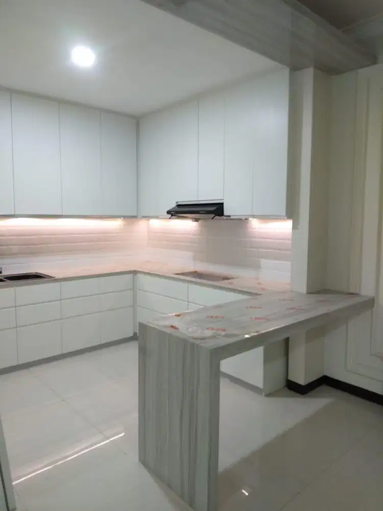 Kitchen Set - Lemari Custom - Lemari Tangga - Kamar Set