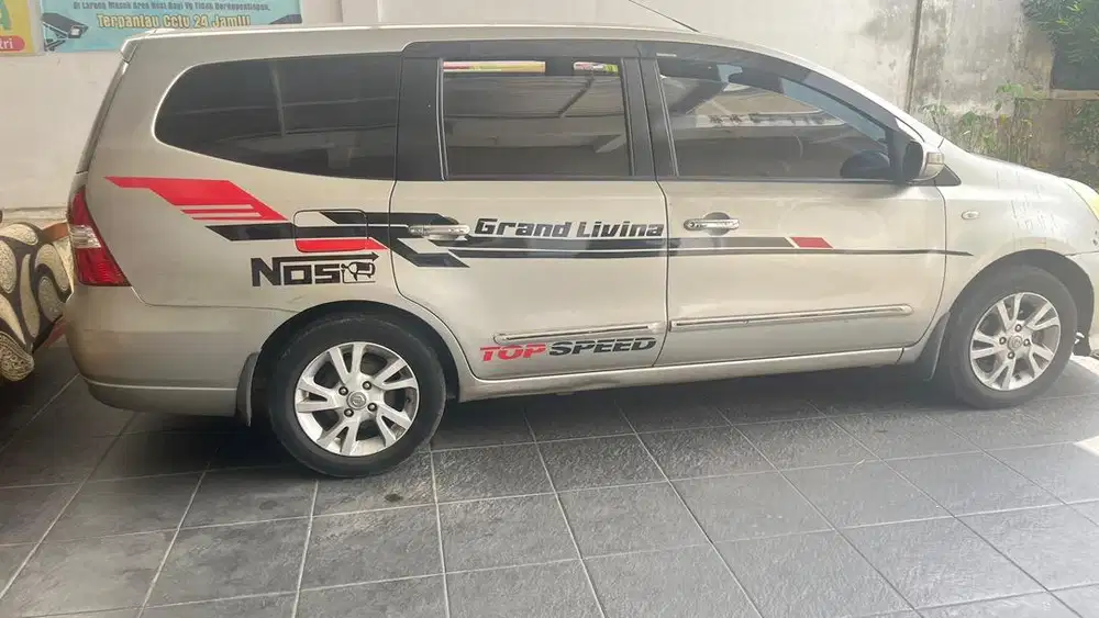 Nissan Grand Livina - NEGO